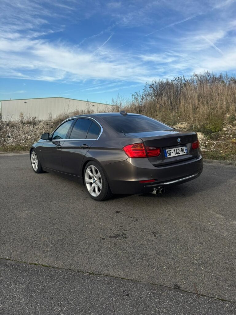 BMW série 3 328i LUXURY